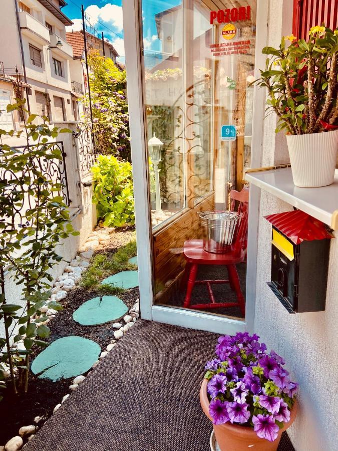 Halvat Guesthouse Sarajevo Exterior photo